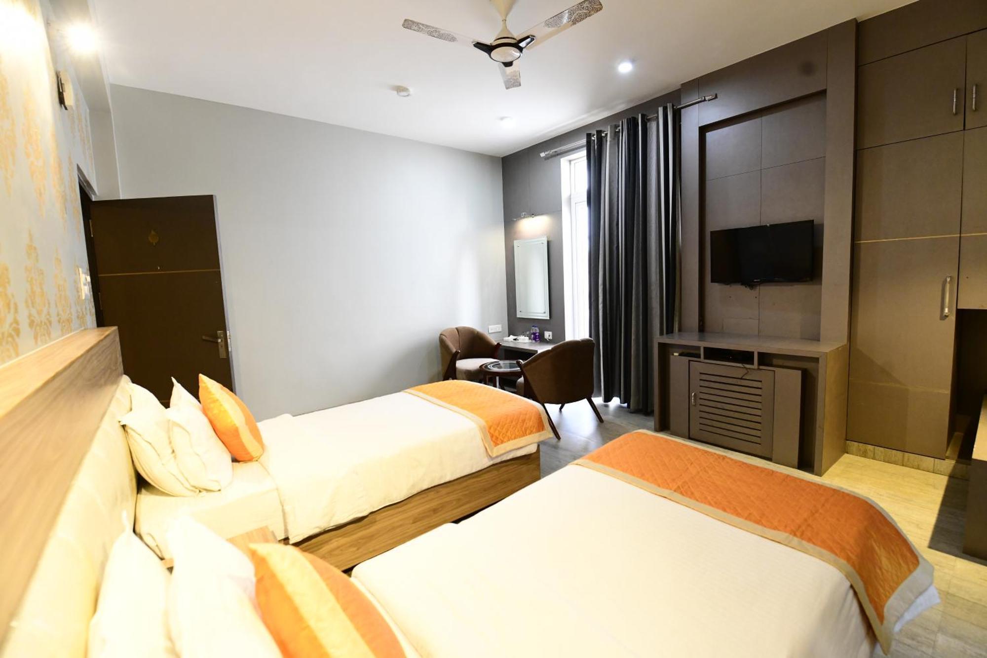 Hotel Jataka Inn Bódhgaja Exteriér fotografie